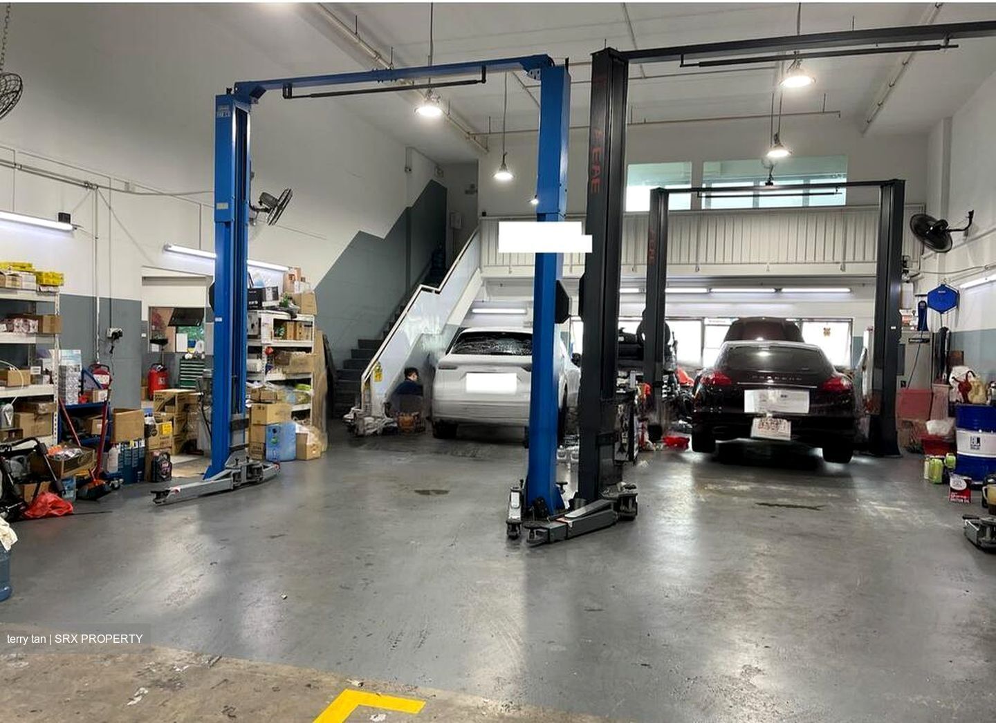 Premier @ Kaki Bukit (D14), Factory #467284161